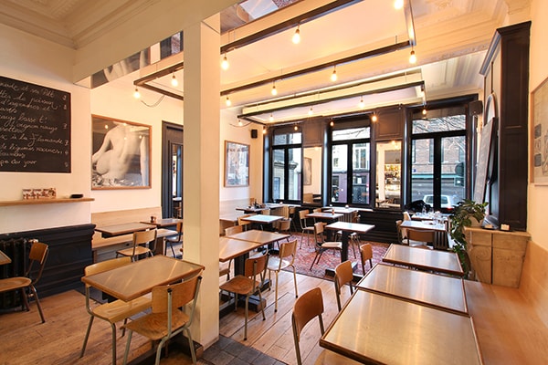 cafe-des-minimes-600