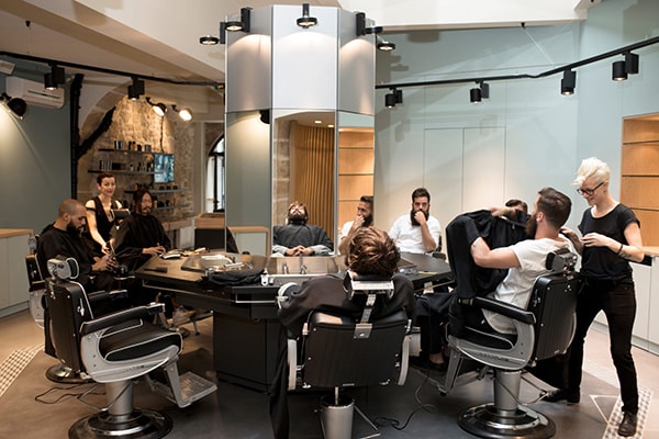 l-atelier-de-la-barbiere-600