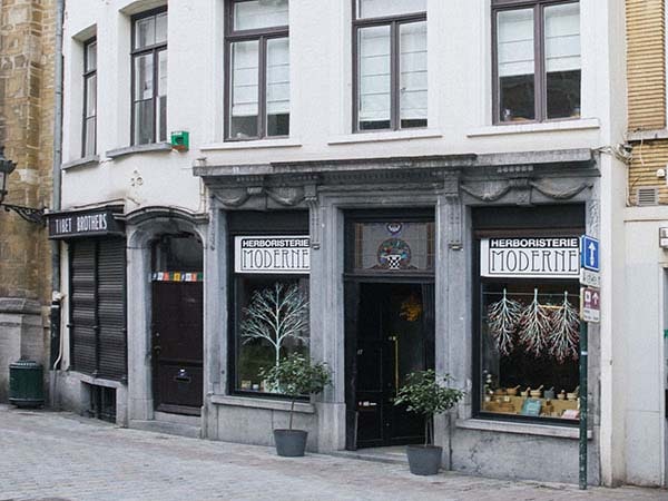 ob1-comm-herboristerie-moderne-1-600