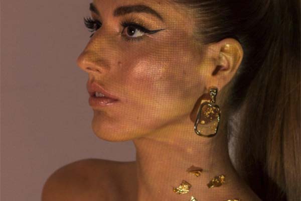 ob3-comm-holy-nails-600