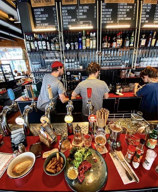 cafe-walvis-2-ob4-600