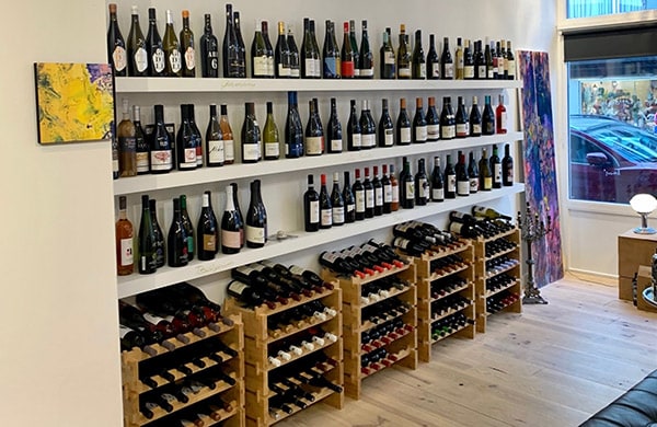 yves-wine-gallery-ob4-600