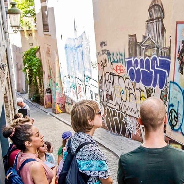 visit-brussels-feet-tours-600